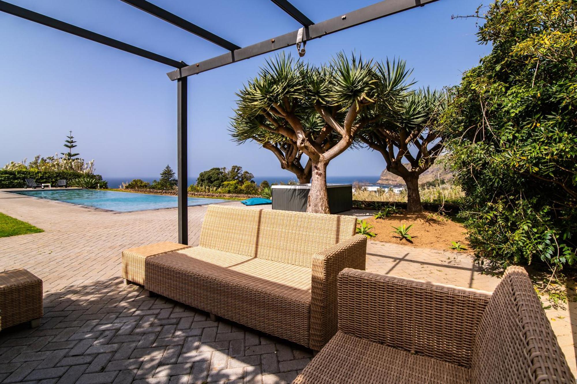 Anc Resort Калоура Екстериор снимка